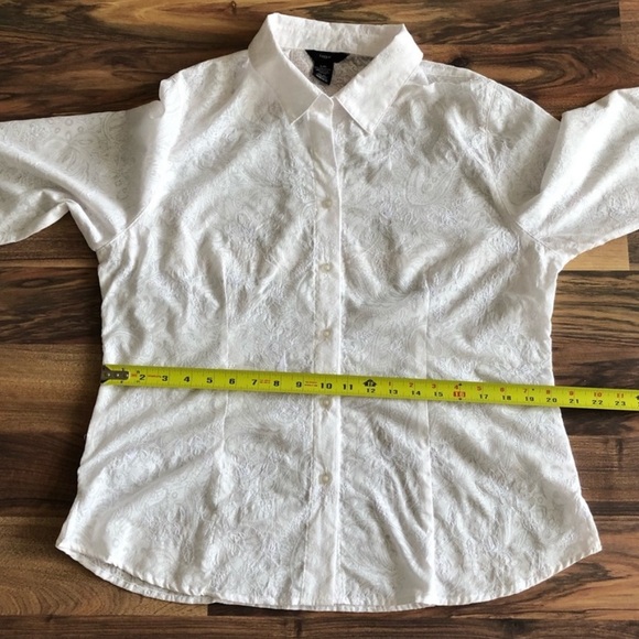 Haggar button down shirt - Picture 6 of 8